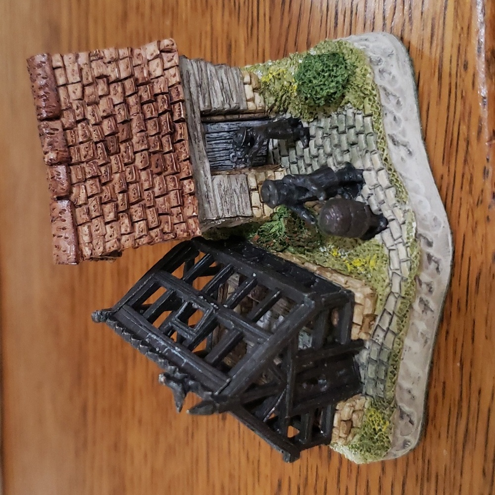 1992 Vintage David Winter Cottage Series The Shires Gloucestershire Greenhouse